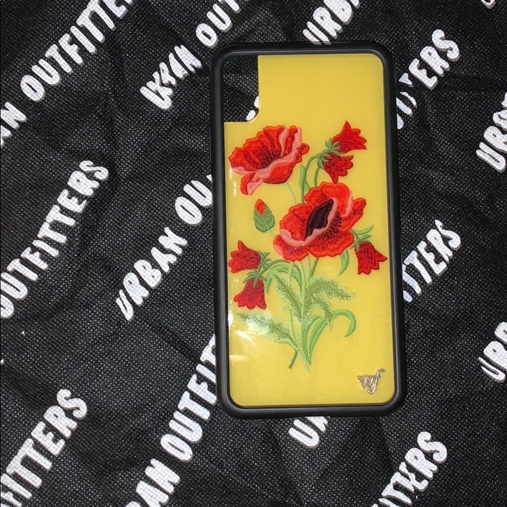 Wildflower case barely used for iPhone XS Max